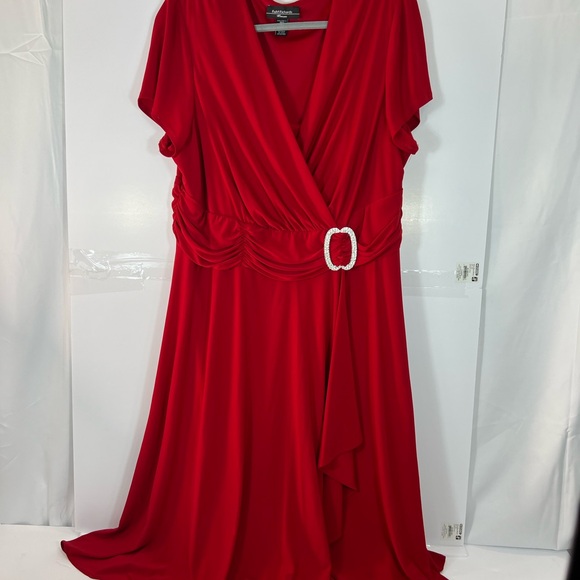 R&M Richards Vibrant Red Asymmetrical Dress - Picture 3 of 10